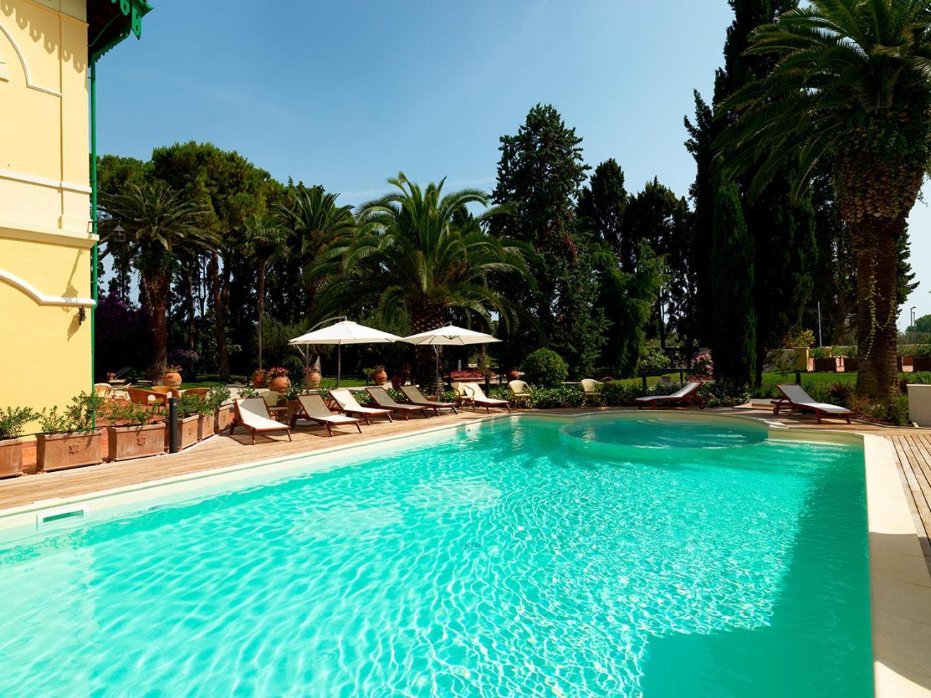 Villa Rosella Resort Roseto Degli Abruzzi Exterior foto