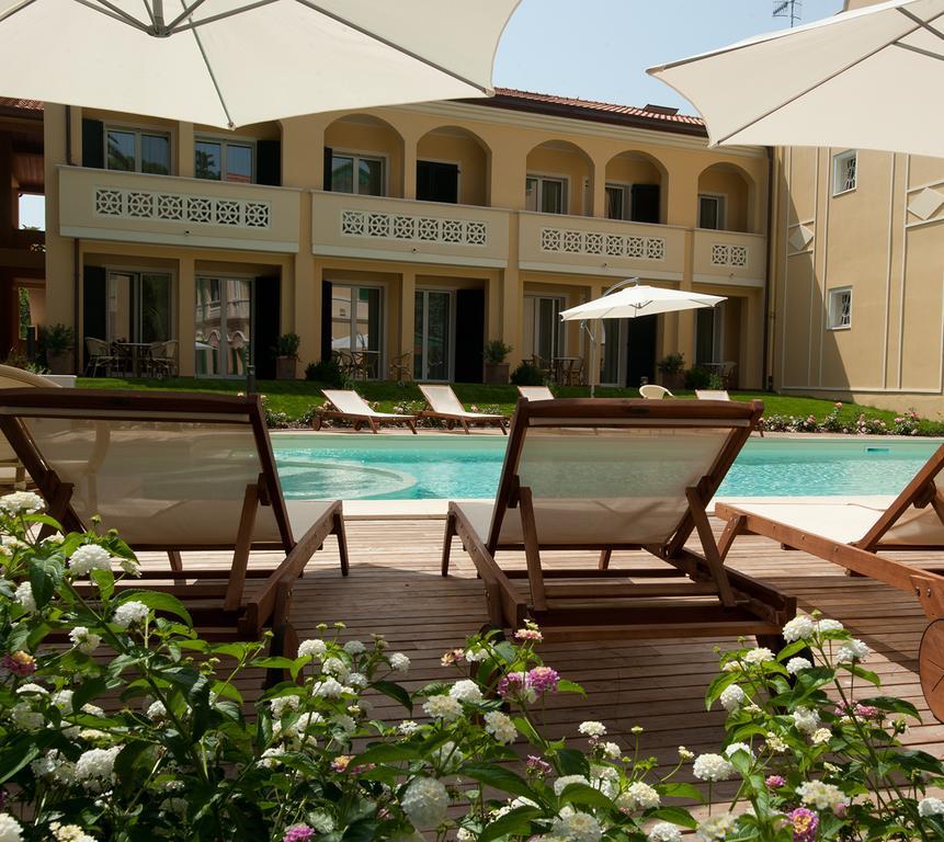 Villa Rosella Resort Roseto Degli Abruzzi Exterior foto